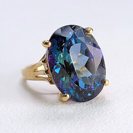 10k Ruby Scroll Ring Size 7